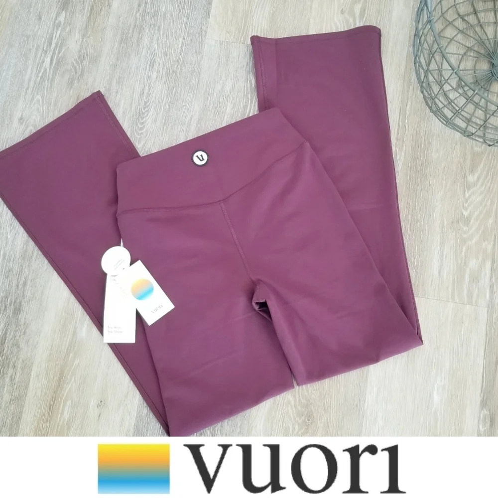 Vuori Chilled Out Bootcut Women's Performance Pant Leggings NWT Flare PRICE FIRM - Picture 2 of 16